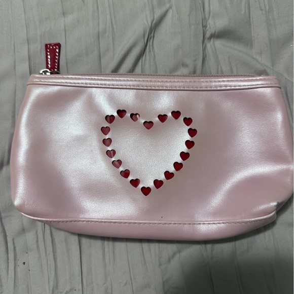 Vintage Handbags - Vintage Pink Heart-Embellished Women's Bag ❤️